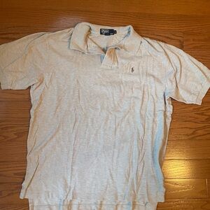 Light gray Polo t-shirt